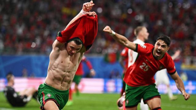 华体会体育官网-“五换”再显神威，淘汰赛静候更多绝平绝杀