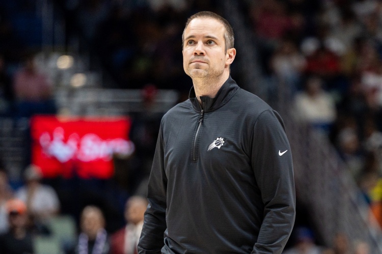 末节活塞14次罚球！奥特：比赛简直变成了橄榄球 我们要不断进步